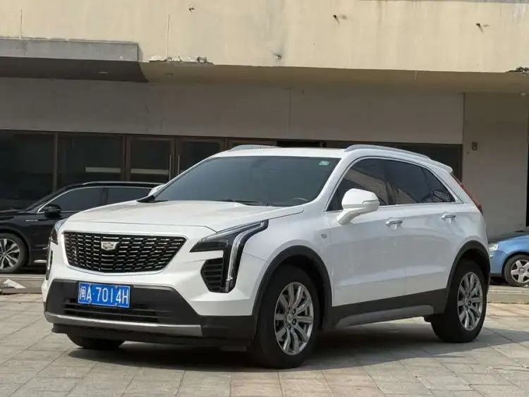 Cadillac XT4 2020 28T FWD Premium