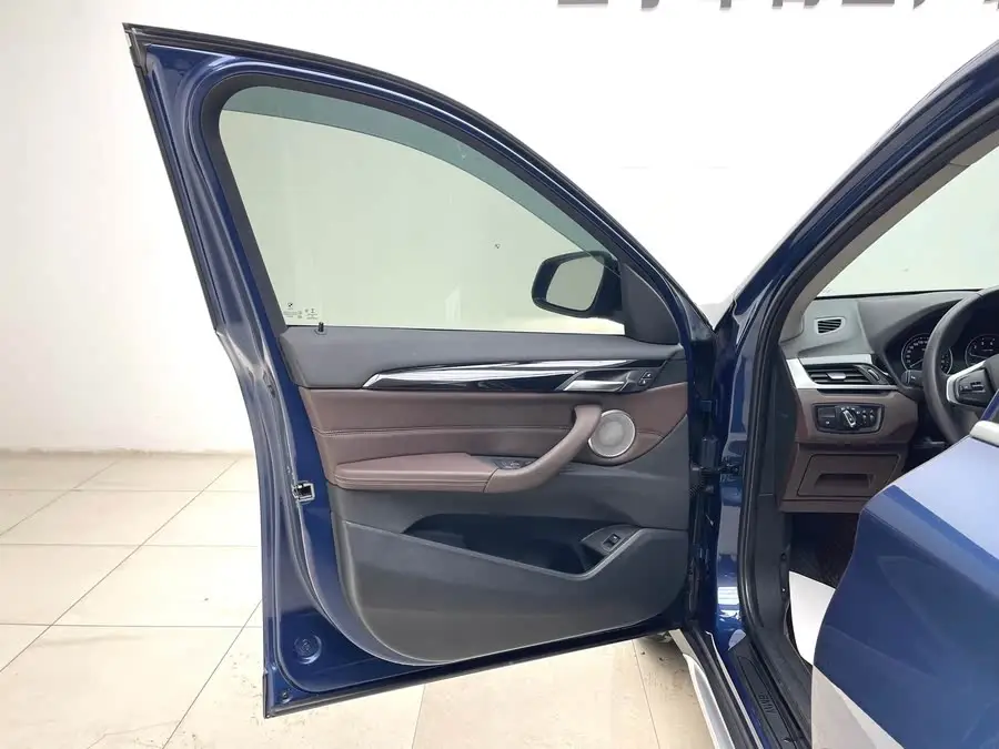 BMW X1 2022 sDrive20Li Fashion Edition