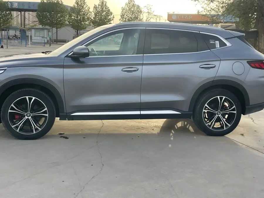 Song PLUS 2020 Model 1.5T Automatic Flagship PLUS