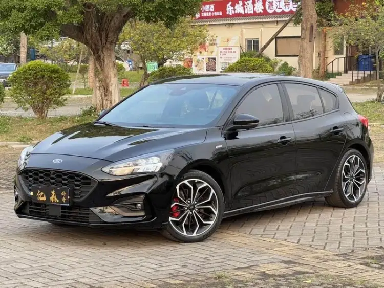 2020 Ford Focus Sedan EcoBoost 180 Automatic ST Line
