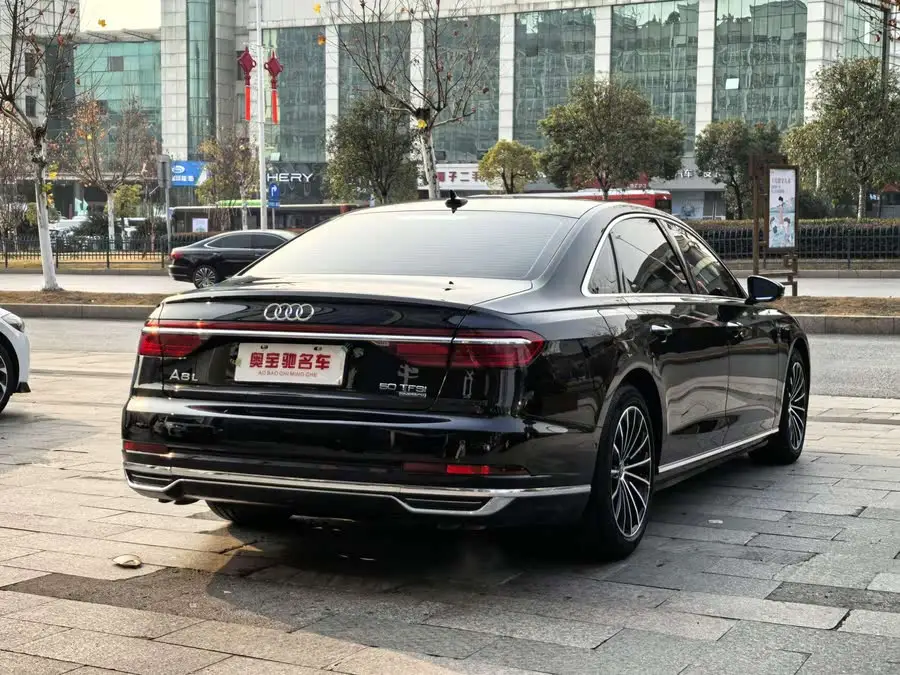 أودي A8 2022 A8L 50 TFSI quattro إصدار الراحة