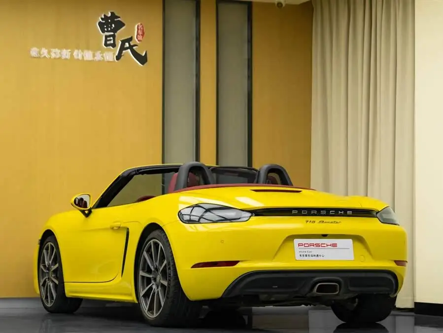 Porsche 718 2022 Boxster 2.0T