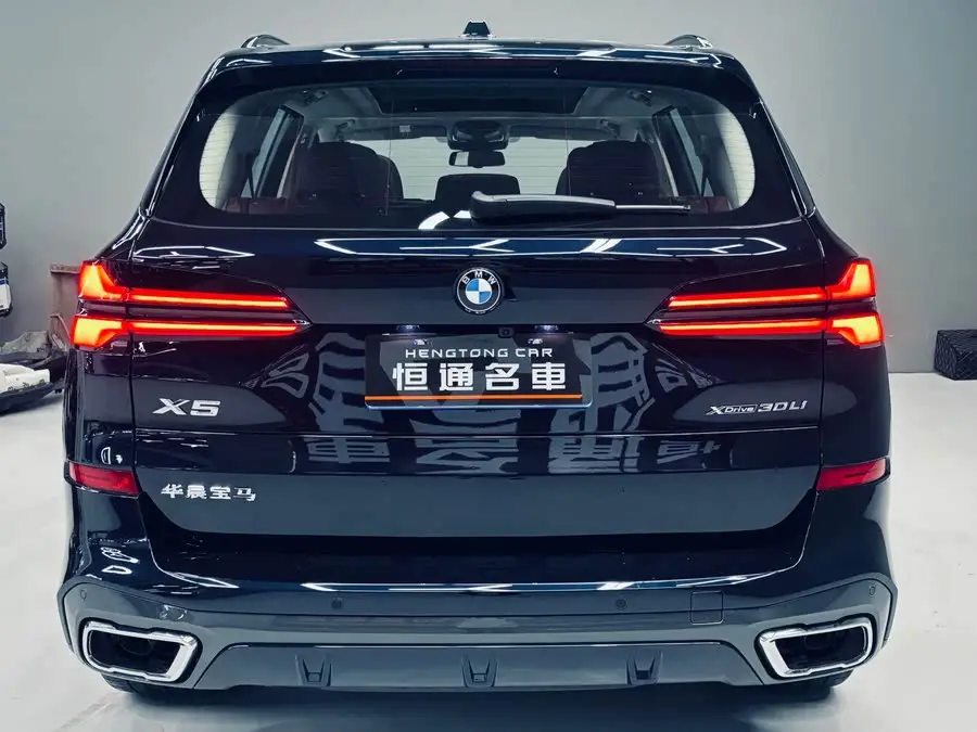 بي إم دبليو X5 2023 xDrive 30Li حزمة M الرياضية الفاخرة