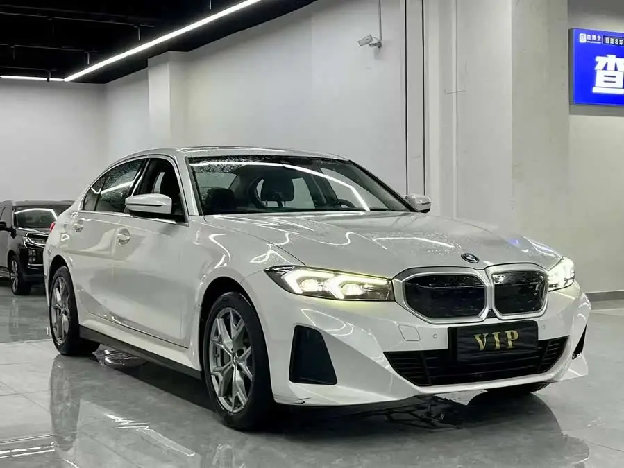 بي إم دبليو i3 2022 eDrive 35 L