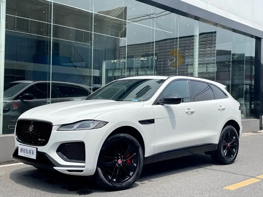 Jaguar F-PACE 2023 P250 R-Dynamic BLACK