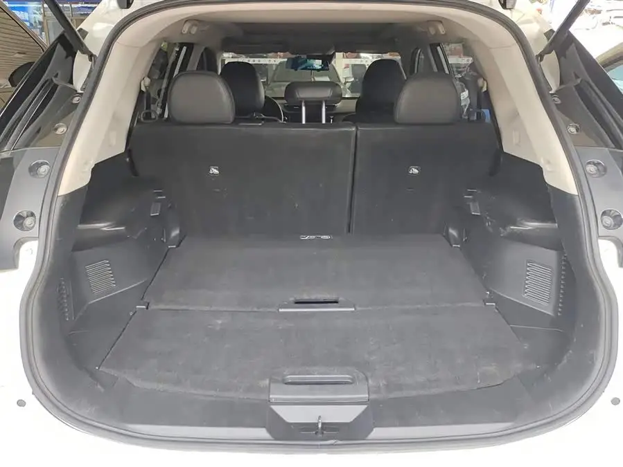 X-Trail 2019 2.0L CVT Intelligent Comfort Version 2WD