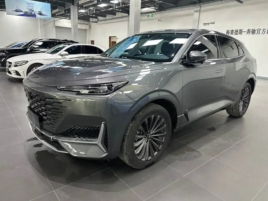 تشانغ آن UNI-K 2021 2.0T المتميزة