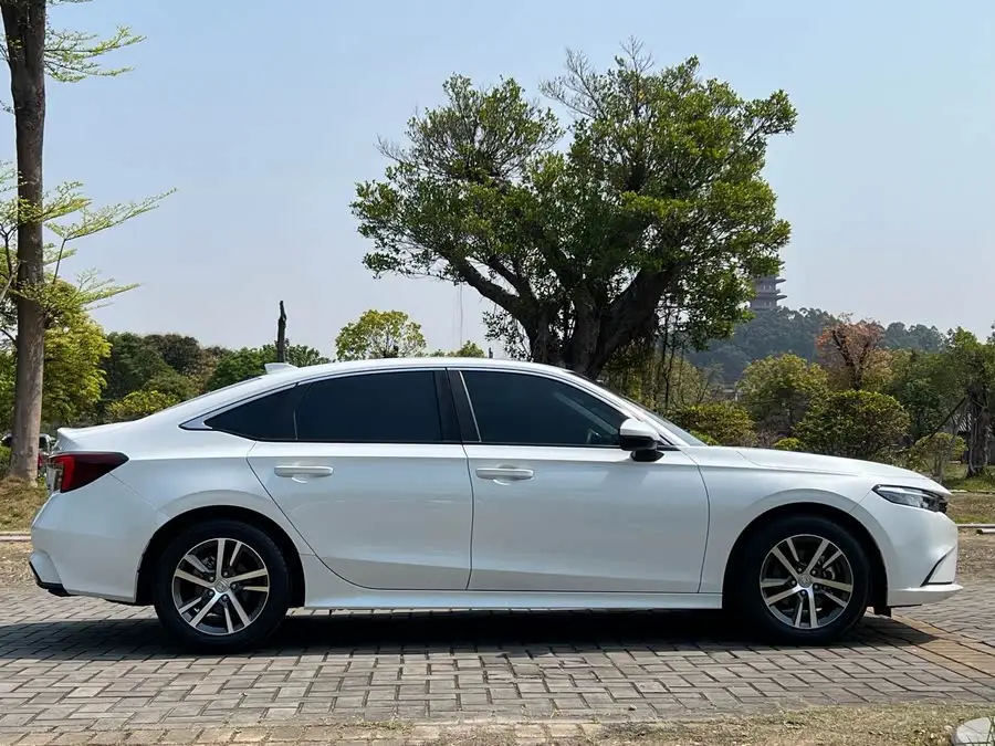 موديل 2023 240TURBO CVT إصدار التكنولوجيا