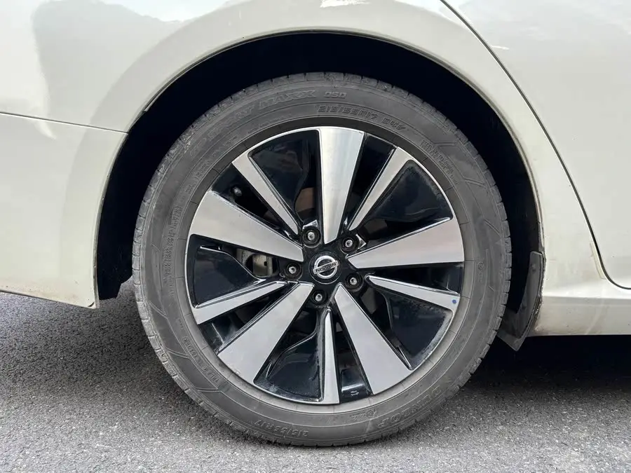 Teana 2020 Model Facelift 2.0T XL Upper AD1 Intelligent Navigation Edition