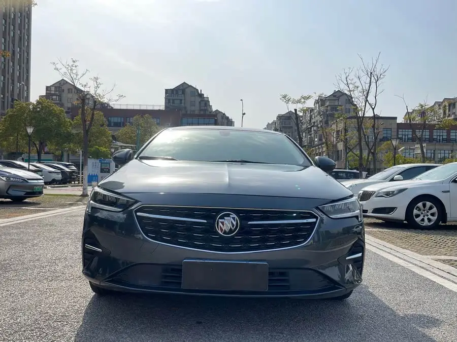 بيوك ريجال 2020 552T النخبة