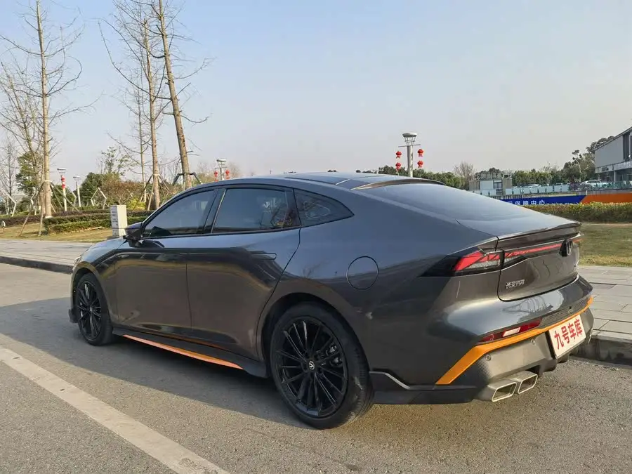 Changan UNI-V 2024 1.5T Premium Sport Version