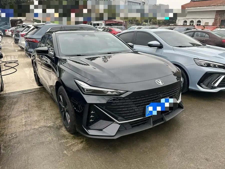 Changan UNI-V 2023 1.5T Sport Edition