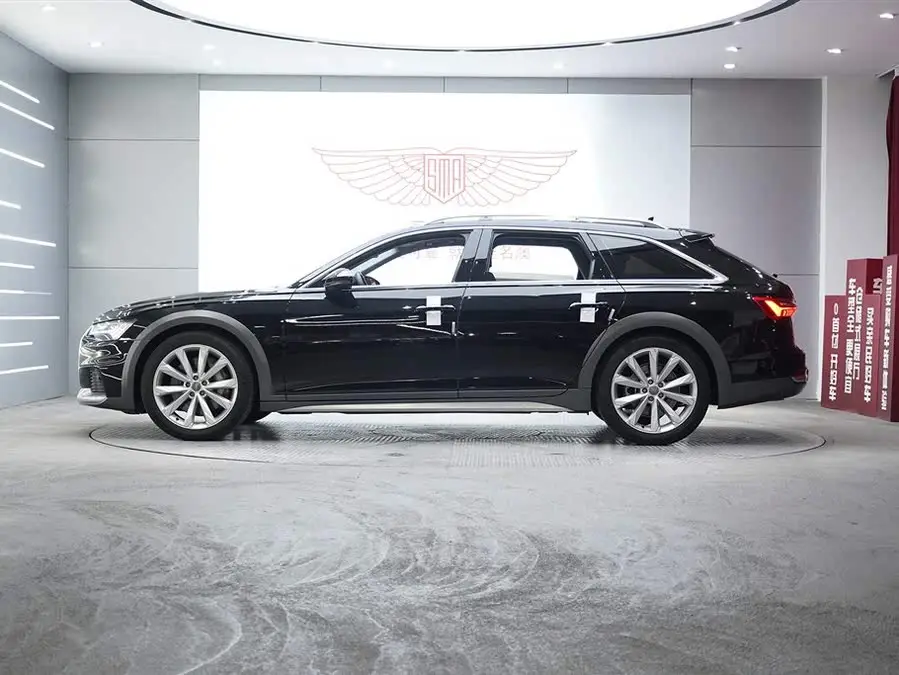 أودي A6 (مستورد) 2020 موديل Allroad Quattro Explorer 55 TFSI الطراز المتميز للطرق الوعرة