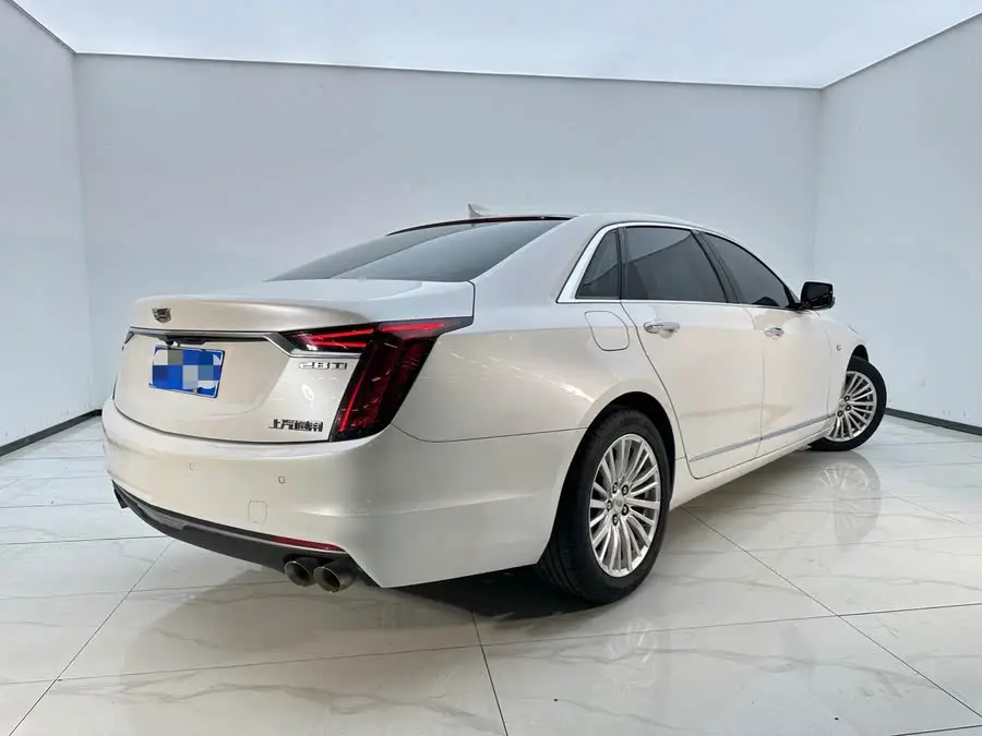 كاديلاك CT6 2021 28T إصدار الموضة