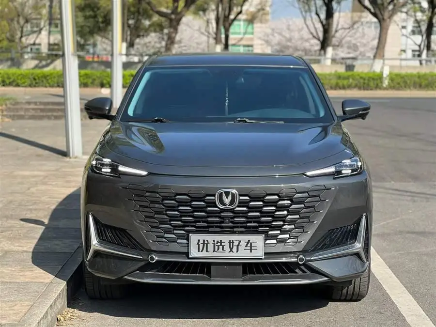 شانجان UNI-K 2021 2.0T التميز