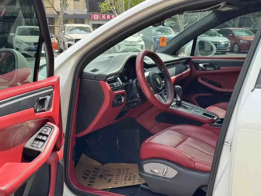 2021 Macan Macan 2.0T