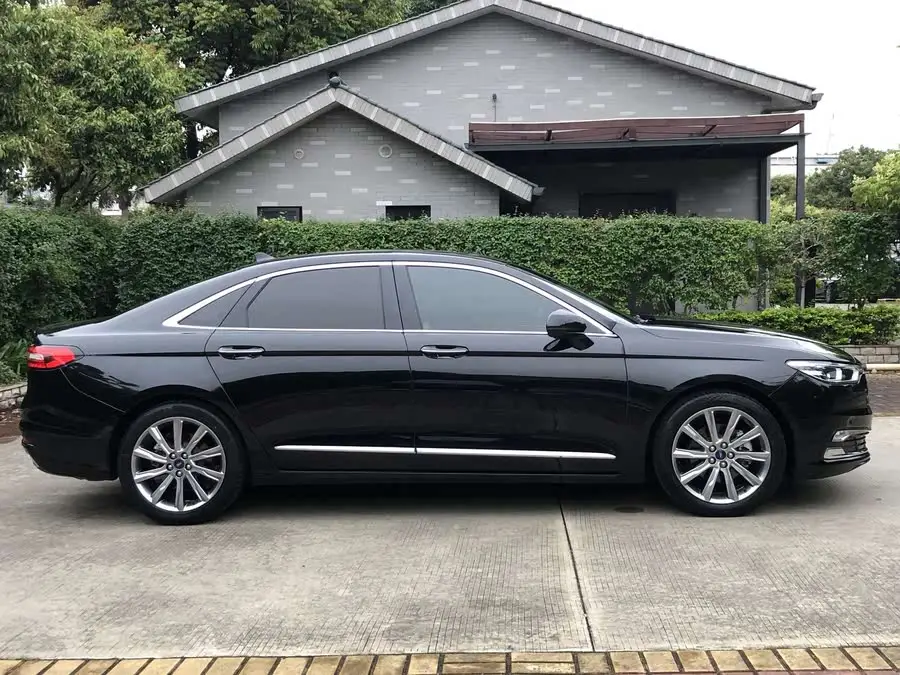 Taurus 2019 EcoBoost 245 Luxury Edition