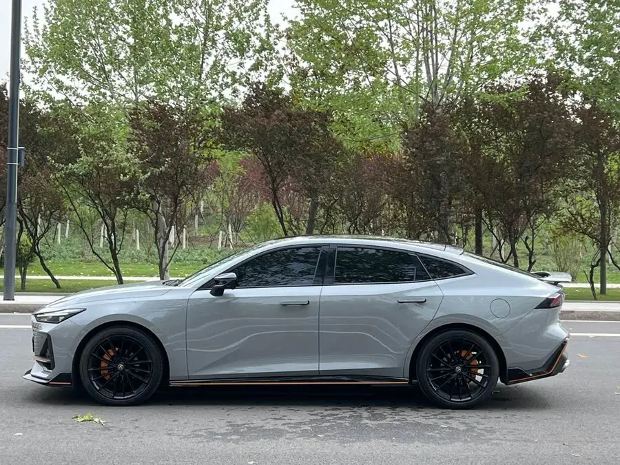 Changan UNI-V 2022 1.5T Sport Edition