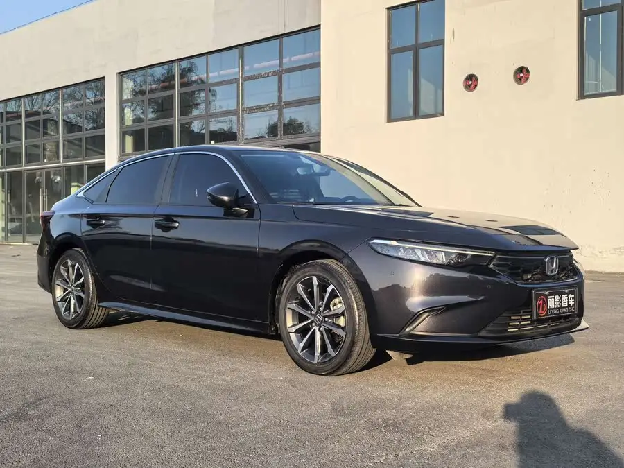 2023 Model Yinqi 240TURBO CVT Intelligent Edition