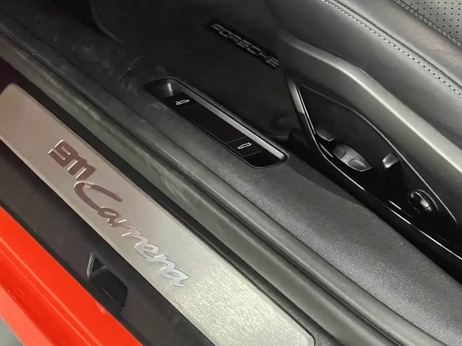 Porsche 911 2020 Carrera 3.0T