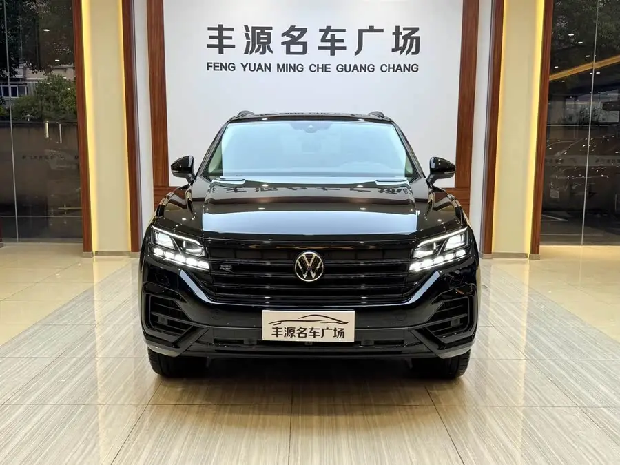 Touareg 2023 3.0 TSI R-Line Black Sport Package