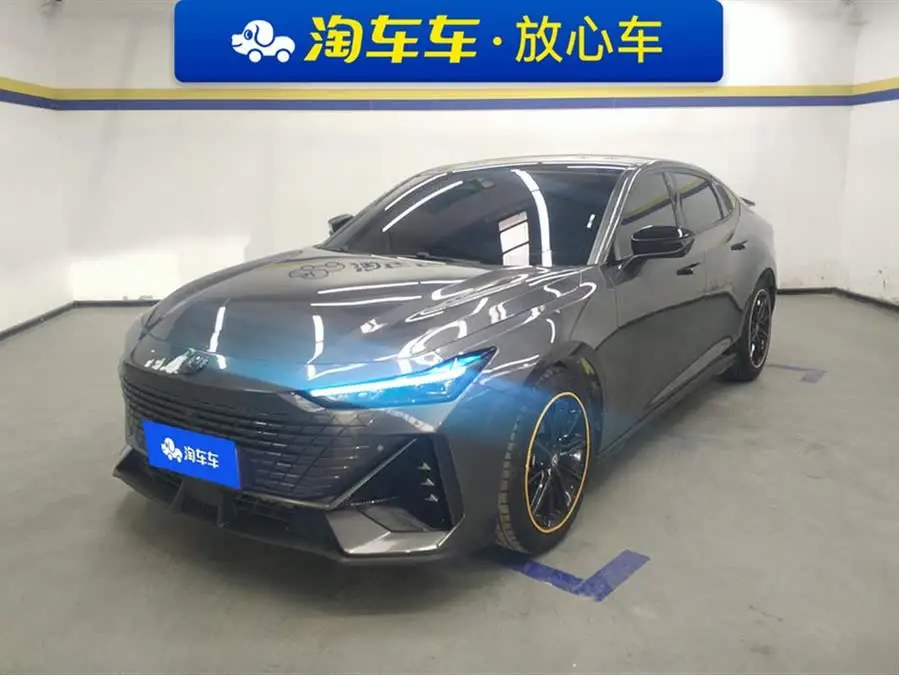 Changan UNI-V 2023 1.5T Premium