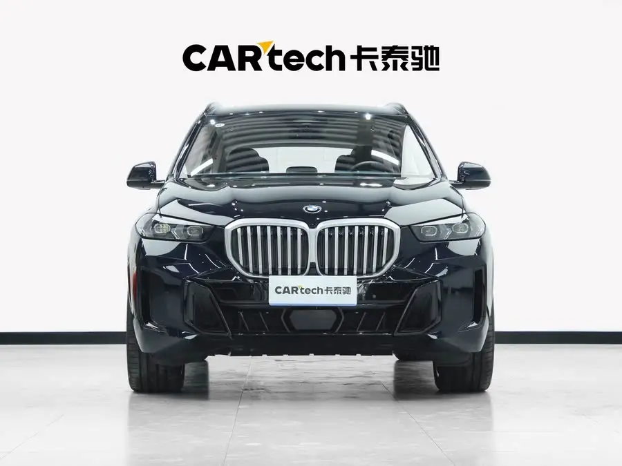BMW X5 2023 xDrive 30Li M Sport Edition Black Night Package