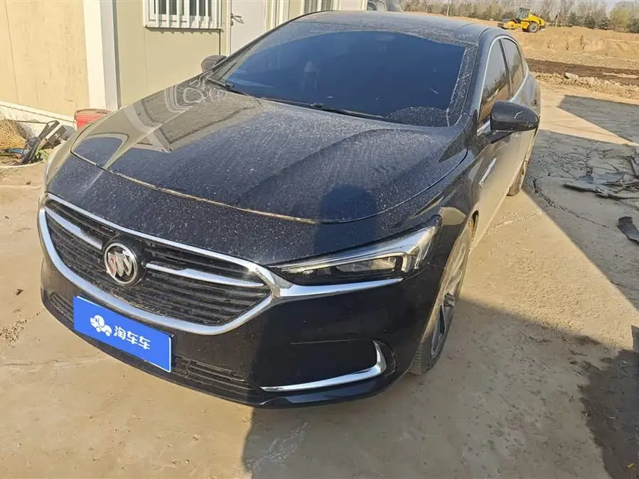 بيوك لاكروس 2021 652T الفاخرة