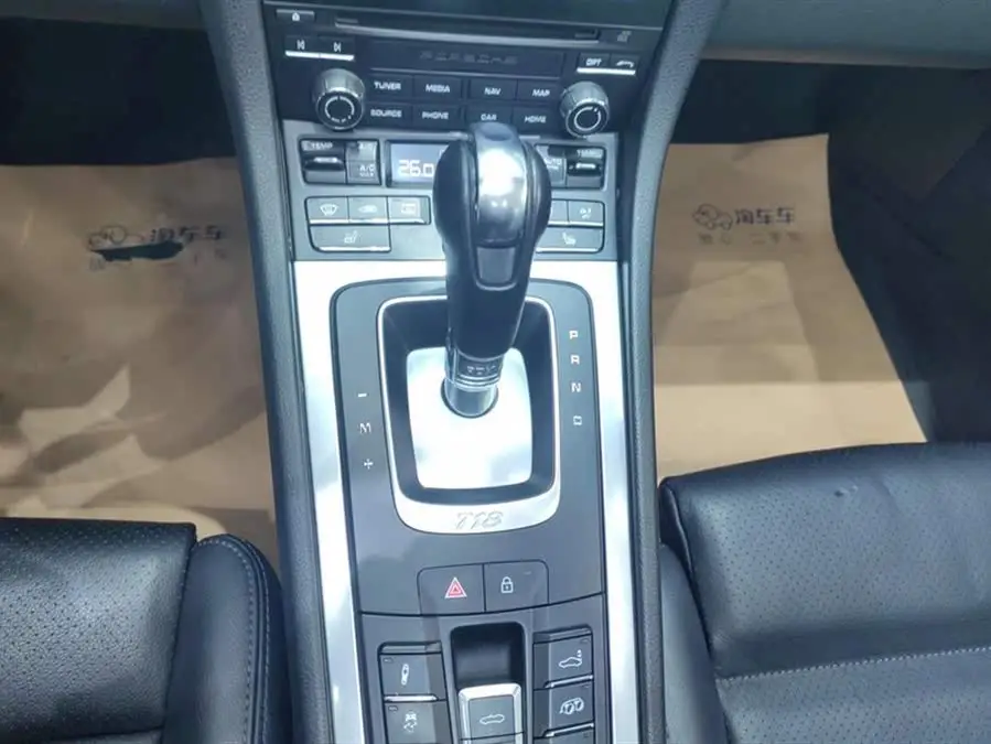 Porsche 718 2020 Model Boxster 2.0T