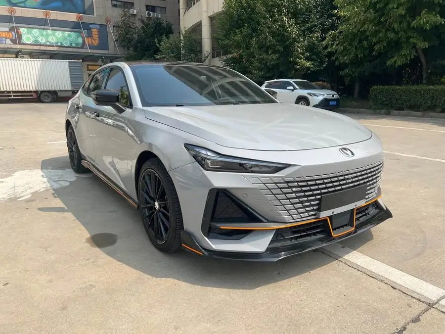 Changan UNI-V 2022 1.5T Sport Version