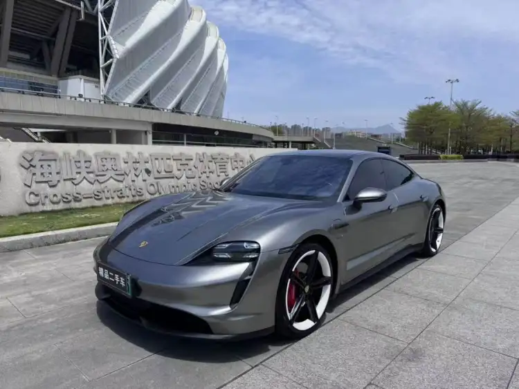 2019 Taycan Taycan 4S