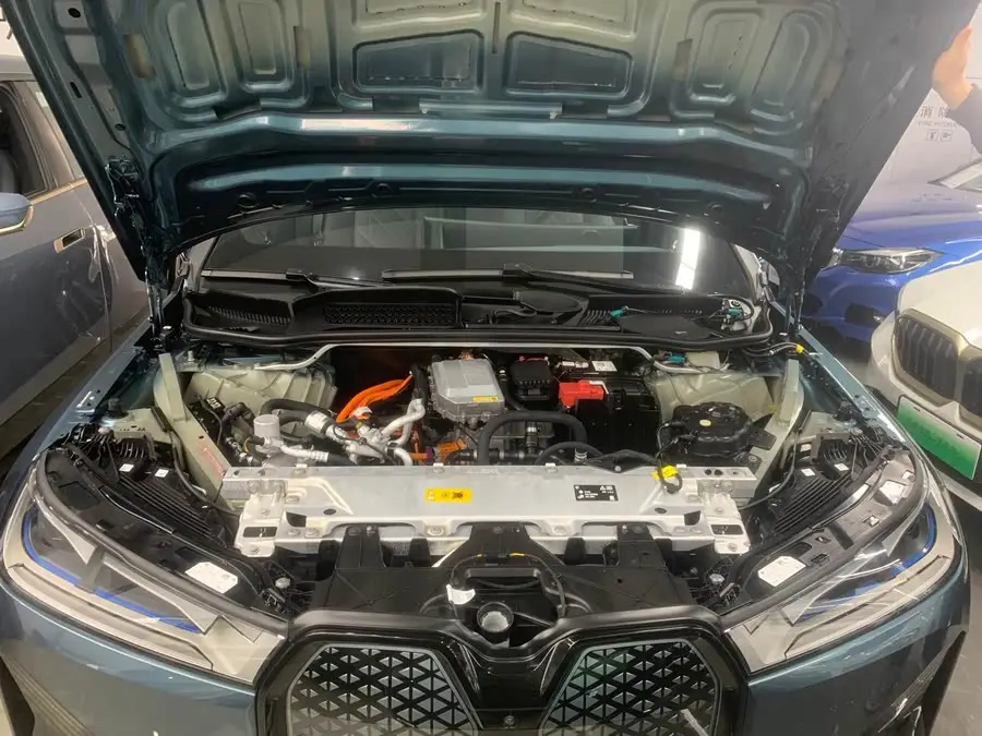 BMW iX 2023 Facelift xDrive50