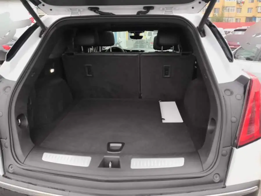 كاديلاك XT5 2020 طراز مُعدل 28T فاخر