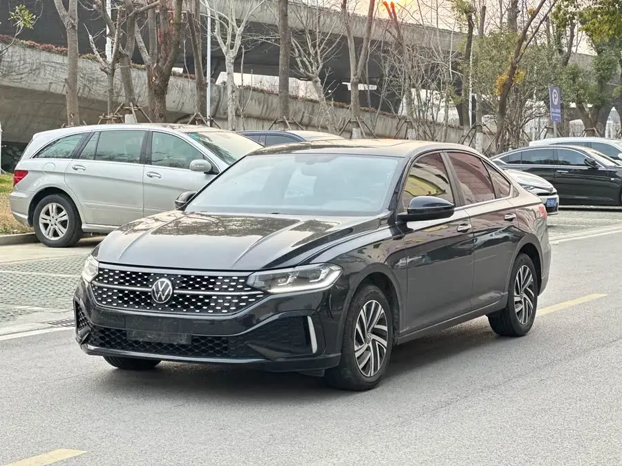 Lavida 2023 Model 280TSI DSG Starry Full Version