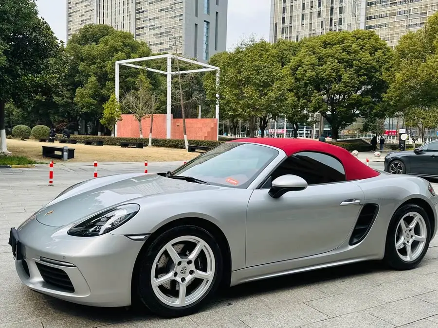 Porsche 718 2022 Boxster 2.0T