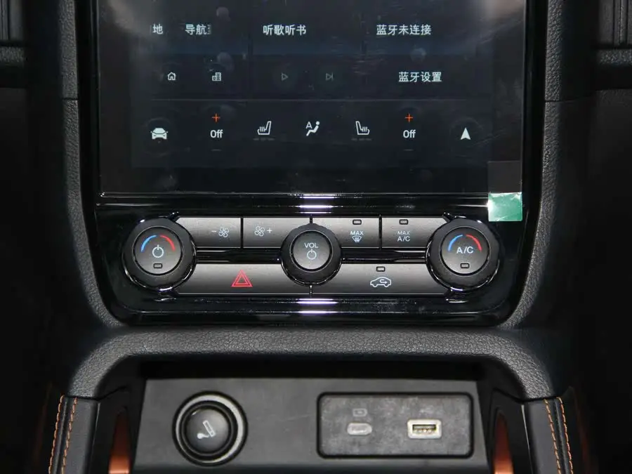 رانجر 2023 طراز تريل إديشن 4WD أوتوماتيكي بنزين