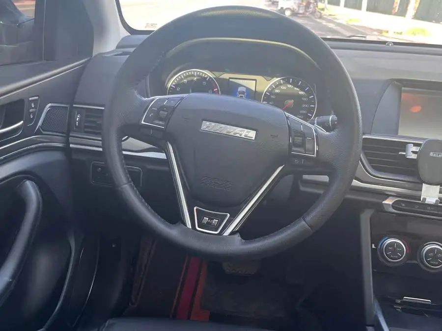 هافال H6 2019 نسخة رياضية 1.5T أوتوماتيكي دفع ثنائي طراز النخبة الوطنية VI