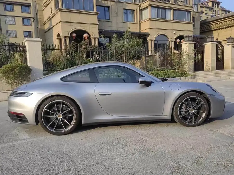 Porsche 911 2022 Carrera 3.0T