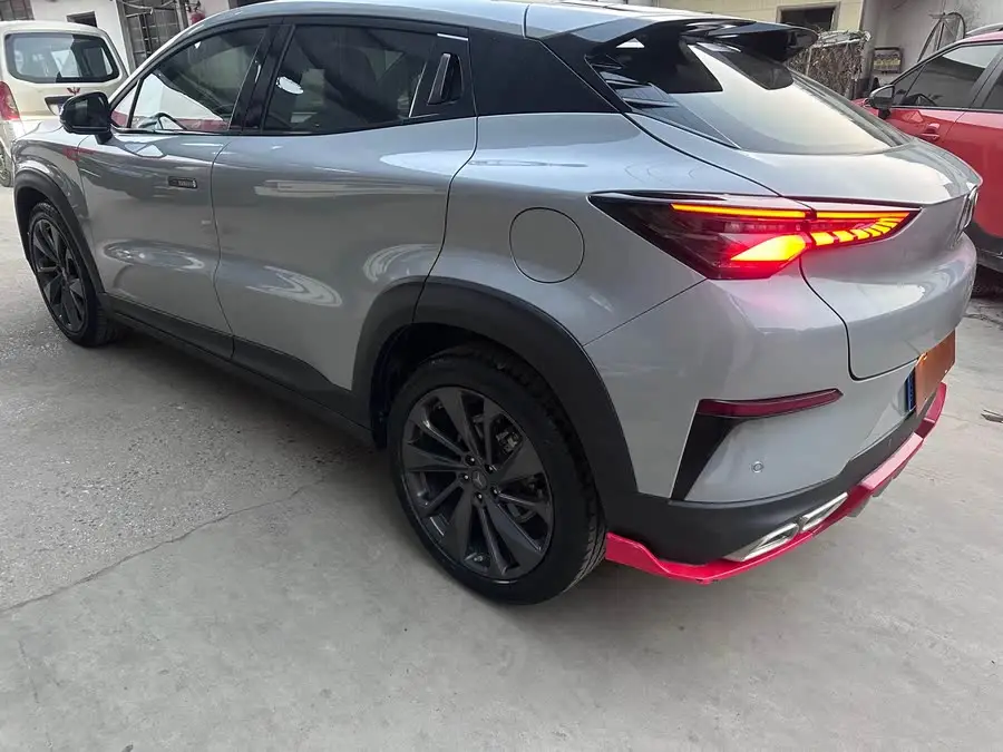 شانغن UNI-T 2021 نسخة رياضية 1.5T رائدة