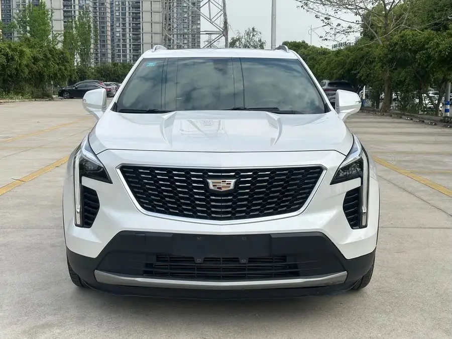 كاديلاك XT4 2020 28T فاخرة دفع أمامي