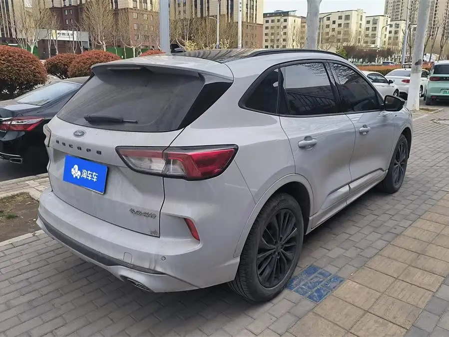 2024 فورد إيدج إيكوبوست 245 دفع رباعي ST-Line Pro