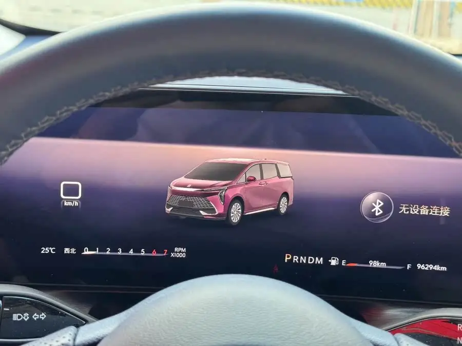 نسخة يونس 2023 من القرن 2.0T بستة مقاعد