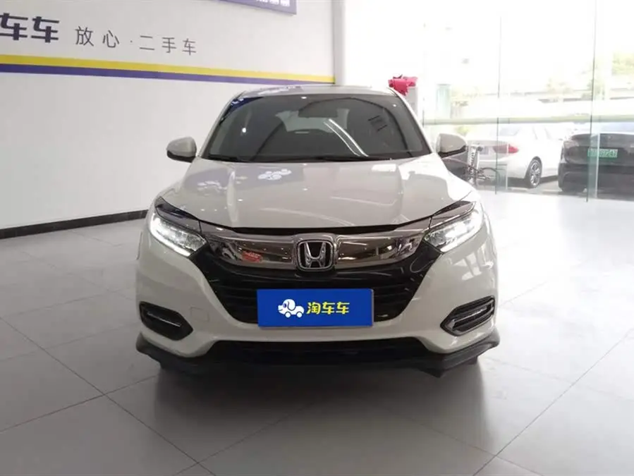 هوندا HR-V 2020 1.5 لتر CVT الفاخرة
