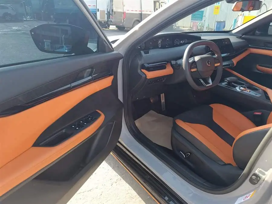 Changan UNI-V 2023 1.5T Sport Edition