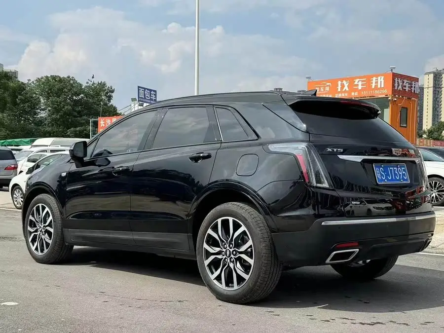 Cadillac XT5 2022 2.0T AWD Luxury (Hummingbird Edition)