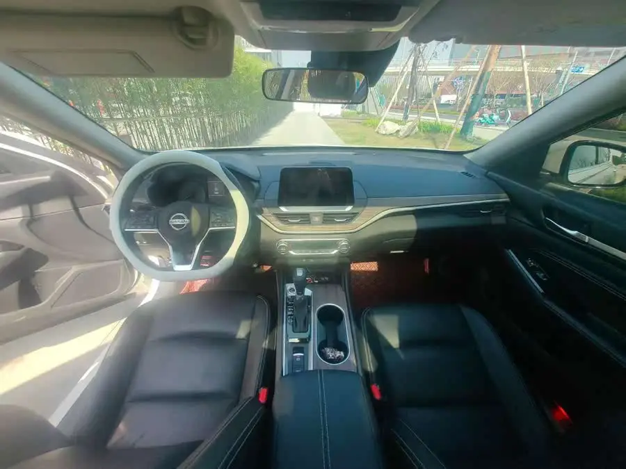 تينَا 2021 2.0L XL إصدار الراحة