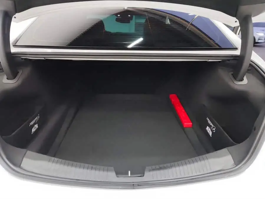 Cadillac CT5 2022 28T Luxury (Standard)