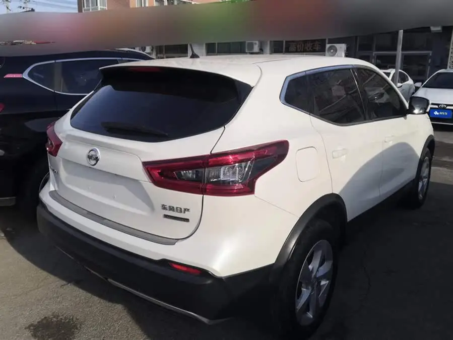 نيسان قاشقاي 2019 2.0 لتر CVT النسخة الذكية