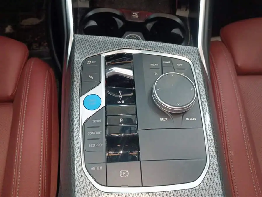 بي إم دبليو i3 2022 eDrive 35 L