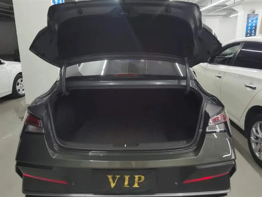 إيلانتر 2023 1.5 لتر CVT GLX النخبة